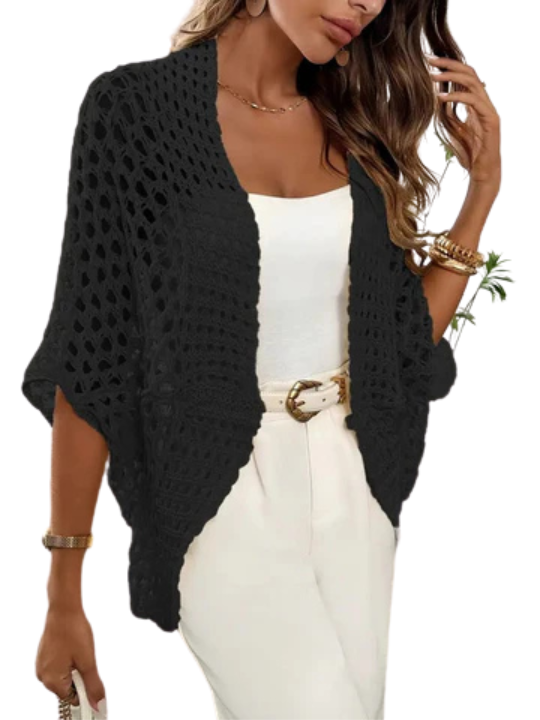 טופ | אלגנטיות ופרטים | חולצה, פרטים זהובים ומותן גבוהה